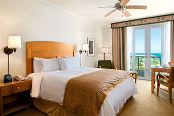 Caribe_ Hilton_ San _Juan _bedroom
