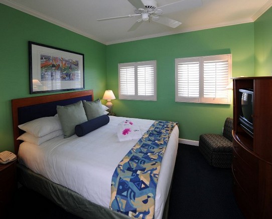 Grand Cayman Hotels and Resorts